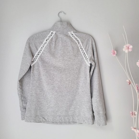 LILLY PULITZER Skipper Popover Top - Picture 4 of 8